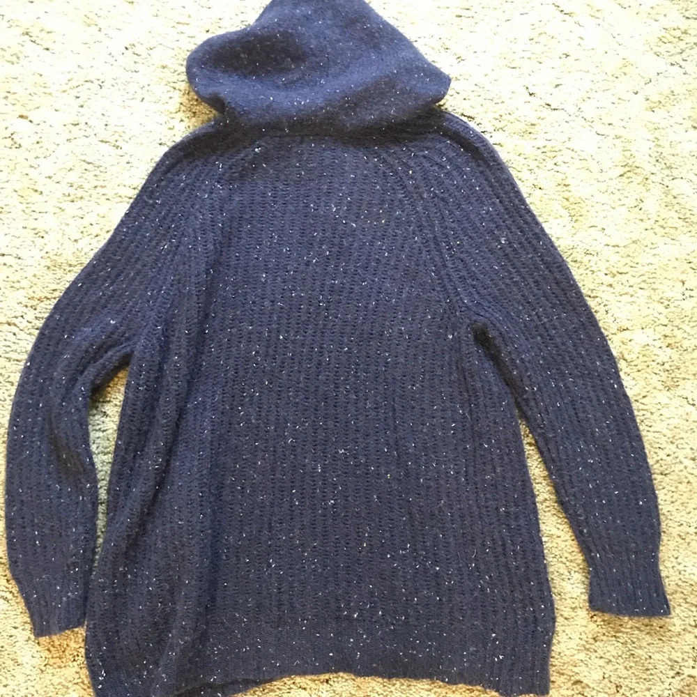 Sweater - Picture 2 of 4